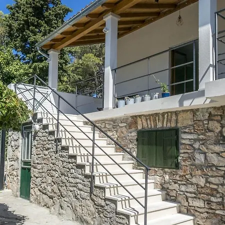 Holiday home Small Mande